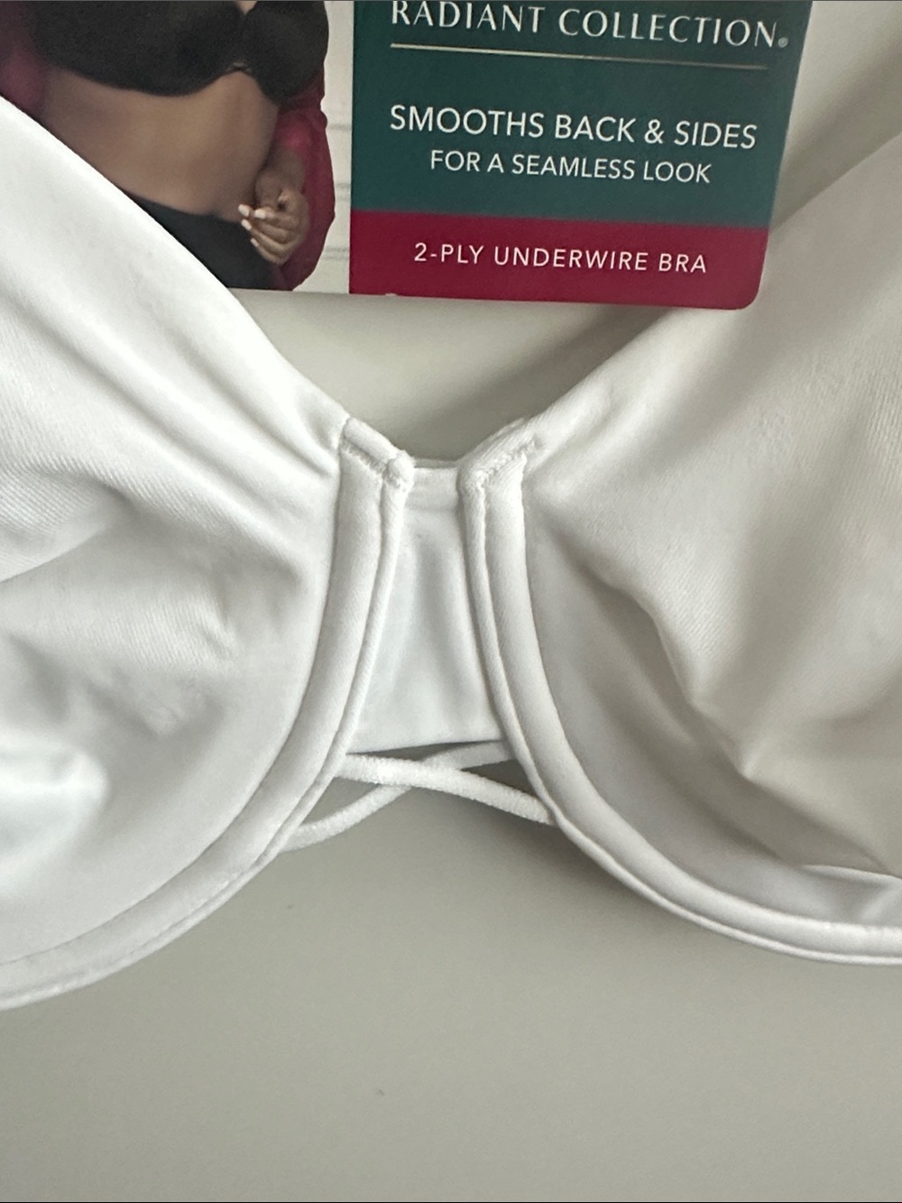 Vanity Fair Radiant Women's Underwire Bra - 2-Ply Back and Side Smoothing 40C - Picture 6 of 13